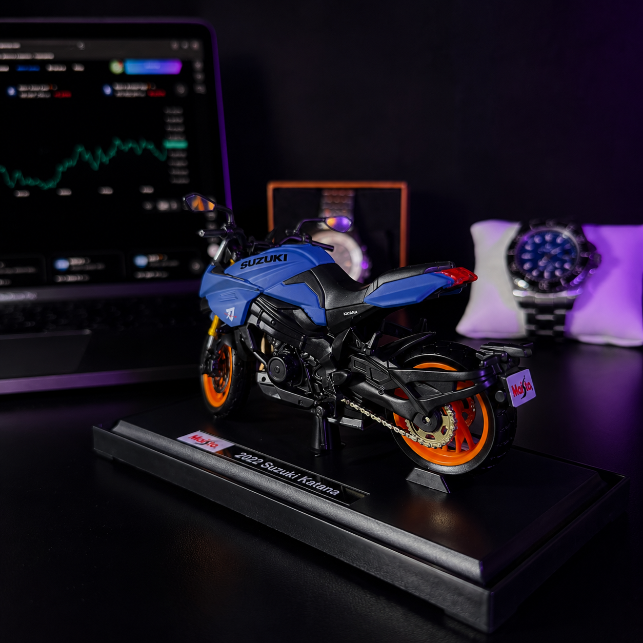 Suzuki Katana 2024 1:18