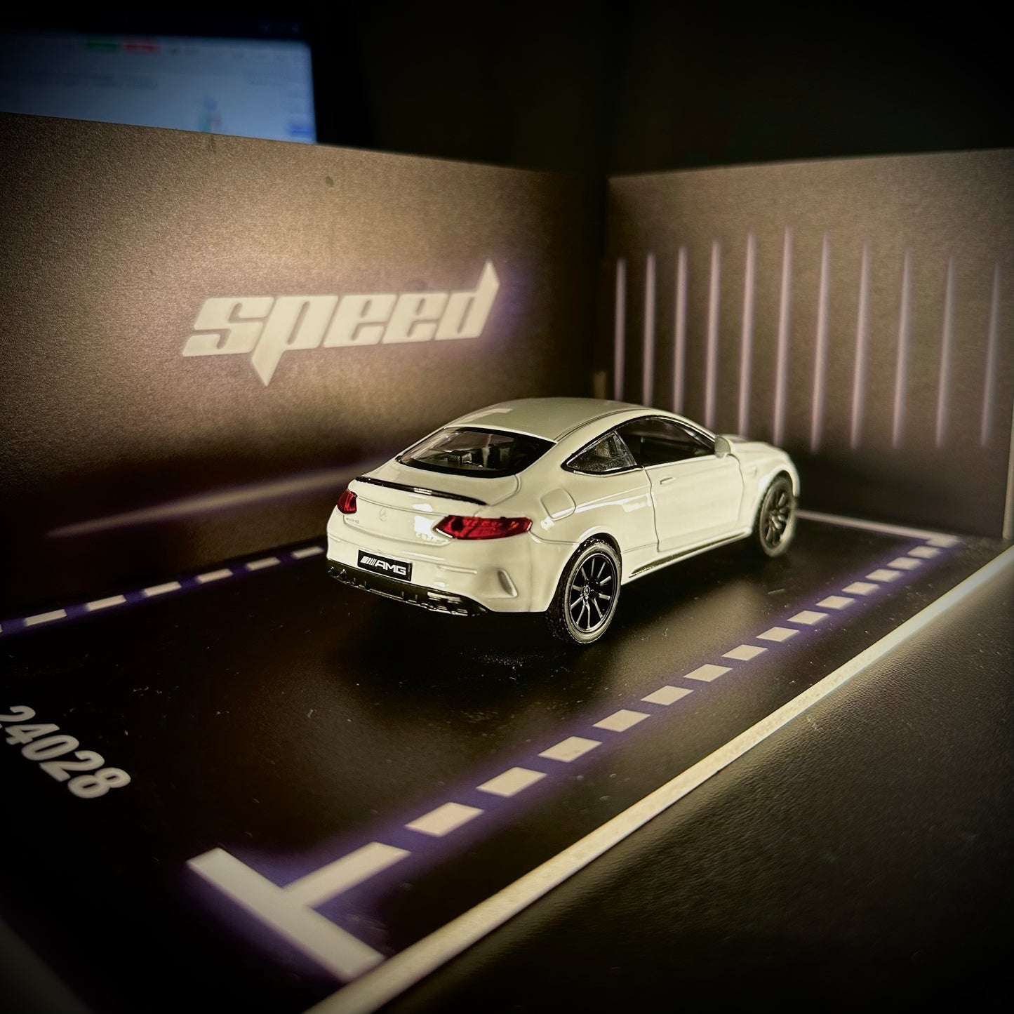 Mercedes-Benz C63 S AMG Coupé 2020 1:36